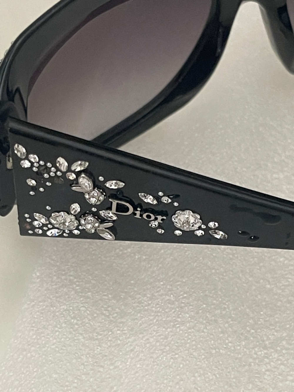 Christian Dior Black Women's Oversized Sunglasses - Picture 8 of 8
